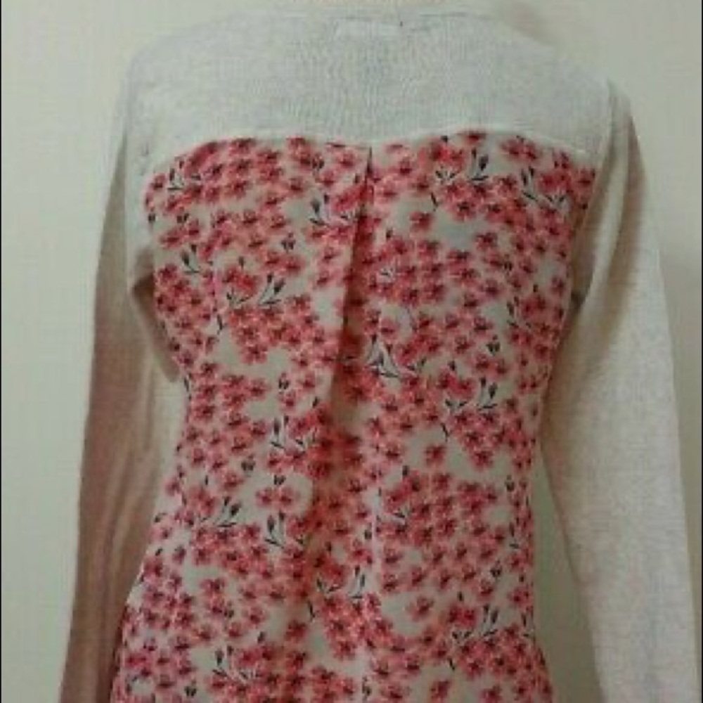 Gap Semi Sheer Floral Back V Neck Sweater